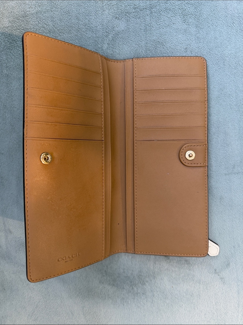 Coach Beige/Chalk Signature Continental Wallet with Gold Logo - Picture 2 of 4